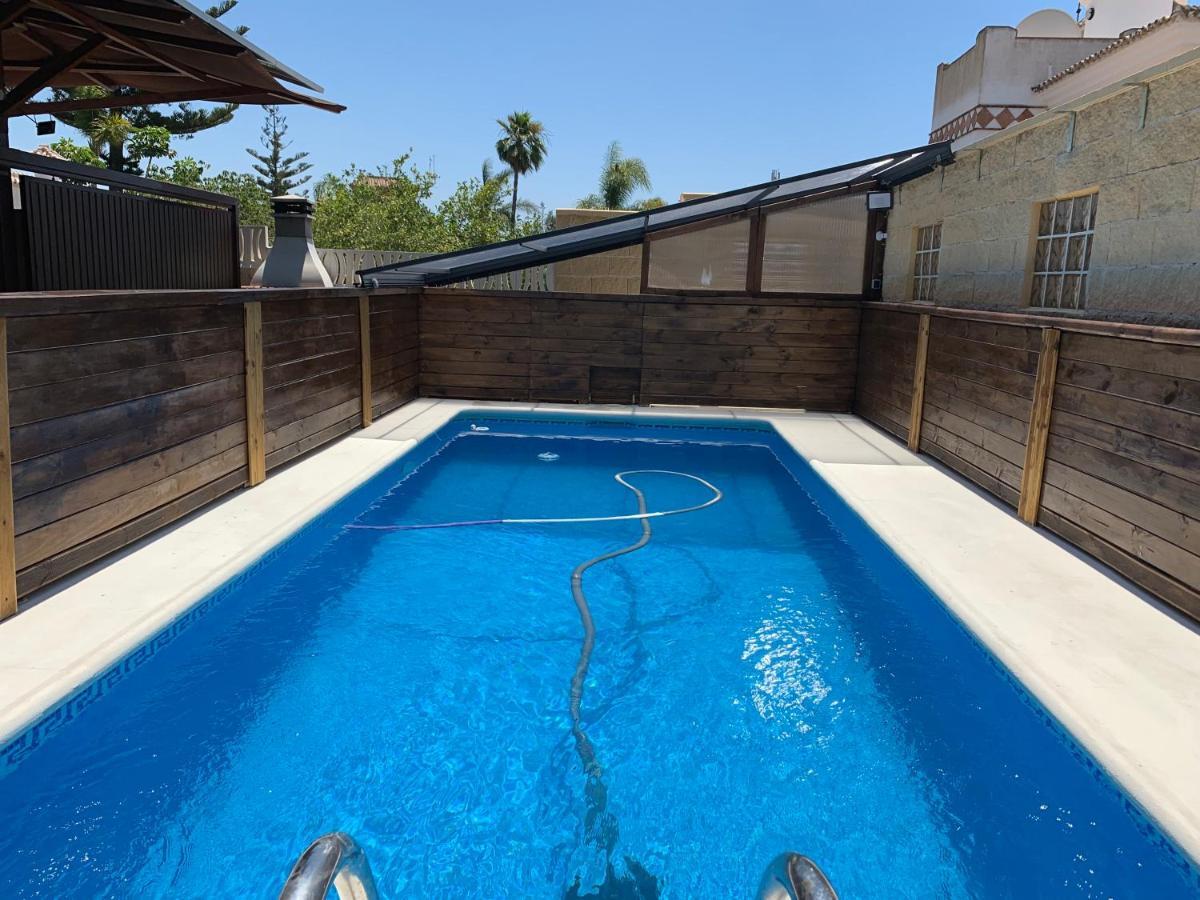 Wood House Close Beach Μαρμπέλλα Εξωτερικό φωτογραφία